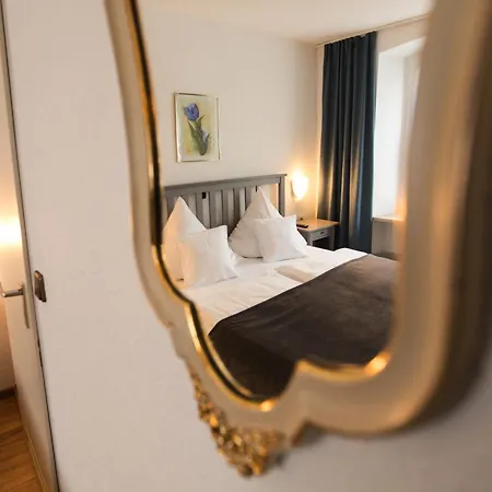 Ratskeller & Restaurant Hotel