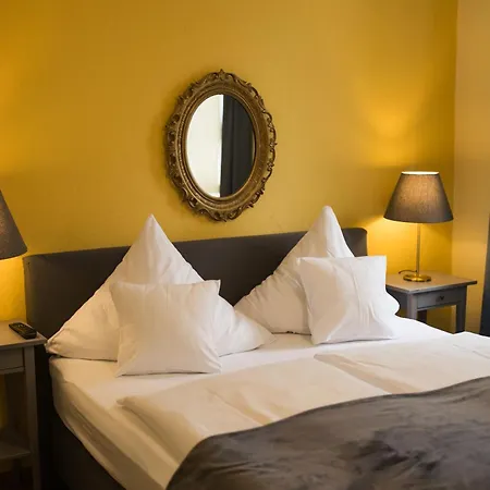 Ratskeller & Restaurant Hotel