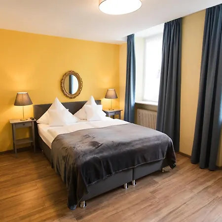 Ratskeller & Restaurant Hotel Krov