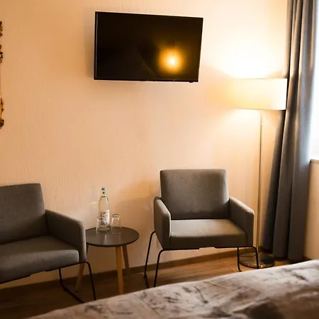 Ratskeller & Restaurant *