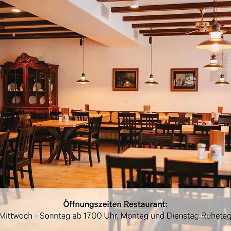 Hotel Ratskeller & Restaurant *