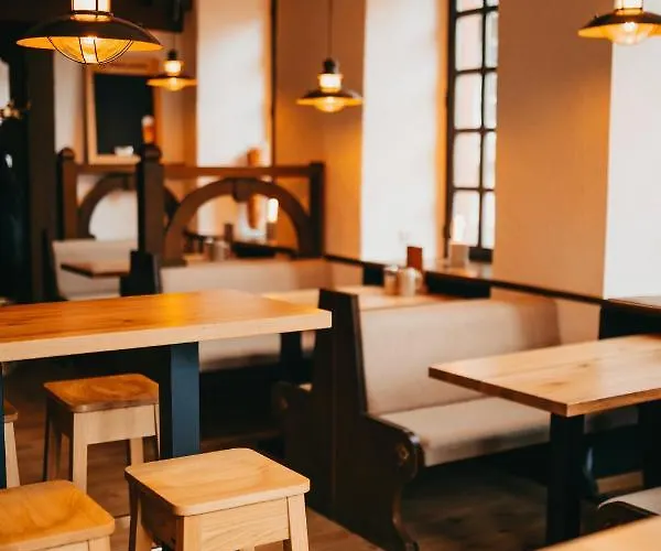 Hotell Ratskeller & Restaurant *