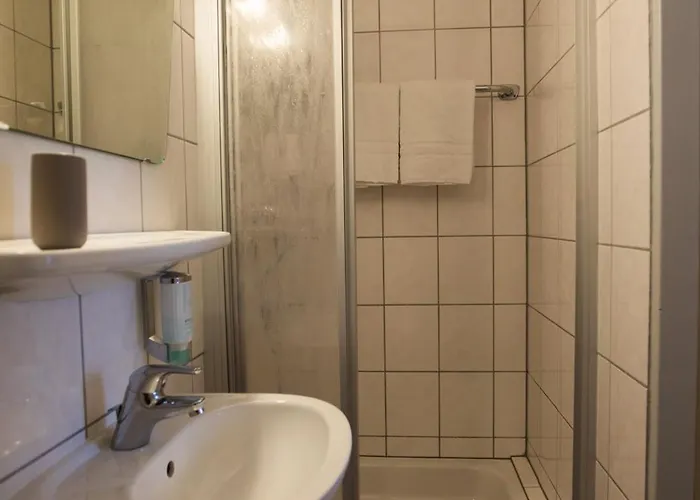 Ratskeller & Restaurant Hotell *