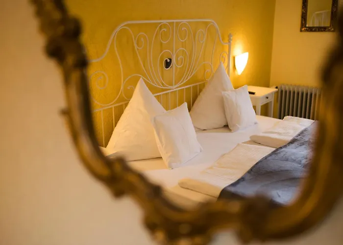 Ratskeller & Restaurant Hotell *