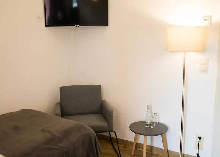 Ratskeller & Restaurant *